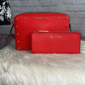 Michael Kors SANDRINE Stud Crossbody/JET SET TRAVEL Wallet 2pc Set